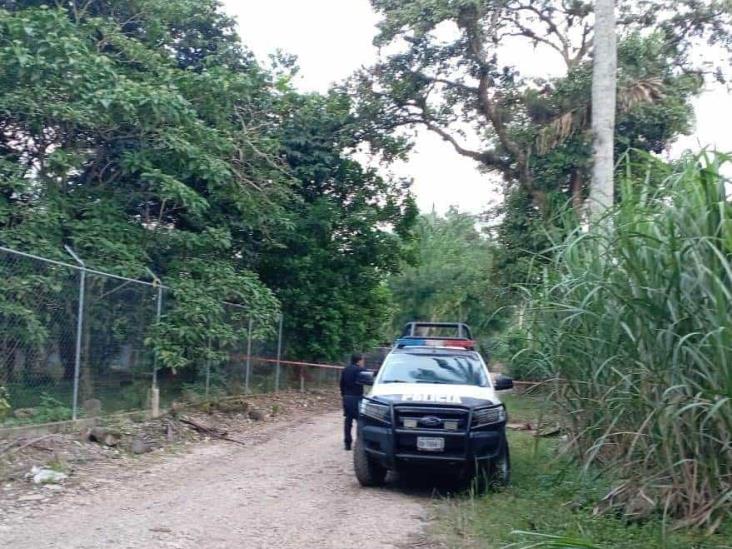 Hallan cuerpo sin vida envuelto en cobijas en Amatlán de Los Reyes