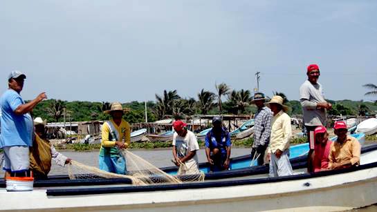 Frentes fríos afectan a 800 pescadores de Veracruz: Sin ingresos por mal clima