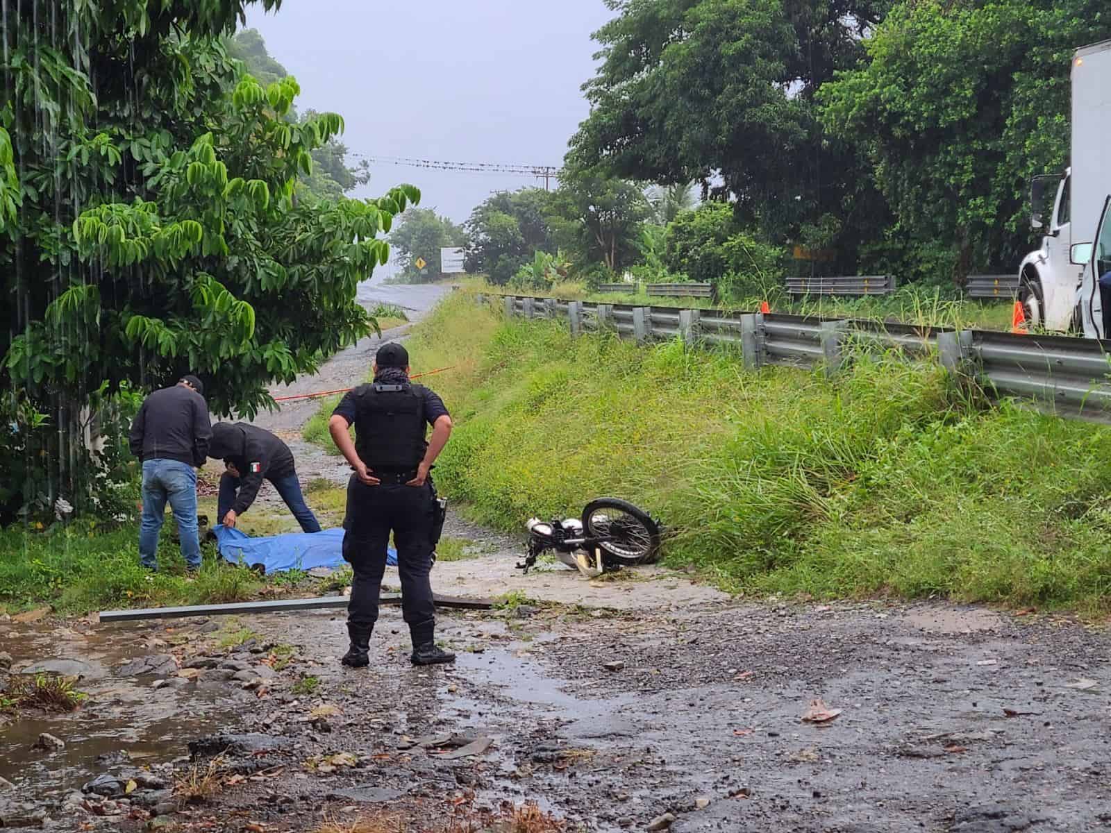 Trágico accidente en Tlapacoyan, motociclista pierde la vida