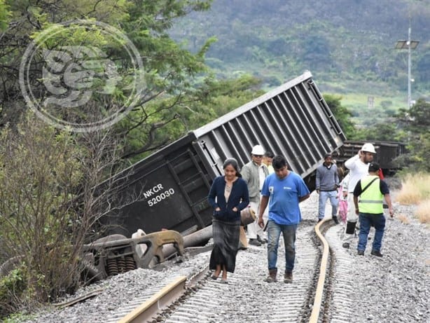 Vagón de ferrocarril se descarrila en la colonia Los Fresnos, de Nogales (+Video)