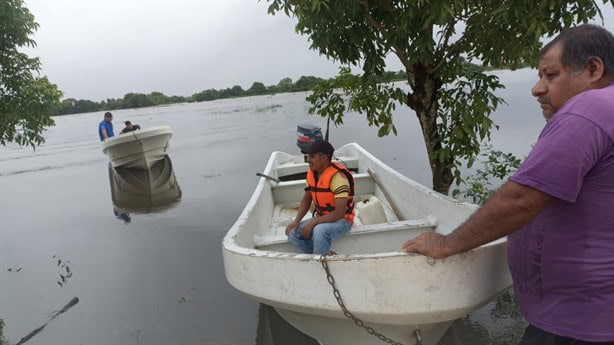 Más de 13 mil viviendas en el agua por Frente Frío 4 y Nadine en el sur de Veracruz | VIDEO