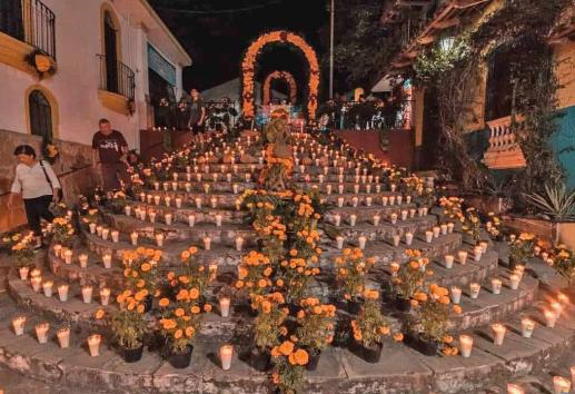 En Misantla, avanza la colocación del altar más grande de la región