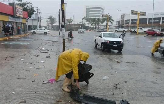 Inician tareas de ayuda por lluvias