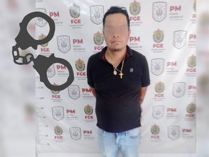 Detienen a taxista en Coatepec, llevaba 20 años prófugo por presunta violación