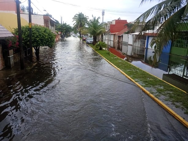 Fraccionamiento Floresta sigue bajo el agua tras 24 horas de lluvias