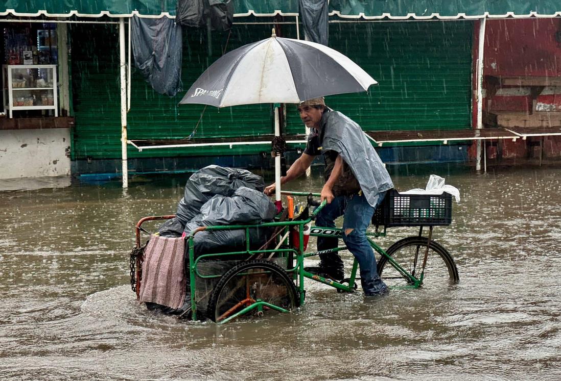 Secretaría de Protección Civil alerta por lluvias y tormentas este fin de semana en Veracruz