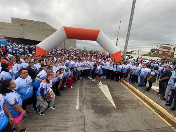 Carmen Colonna Cinta hace historia en el SNTSA; Reúne a miles de agremiados en celebración deportiva | VIDEO