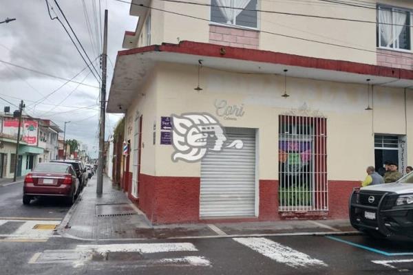 Amantes de lo ajeno roban en cafetería Cori de Orizaba