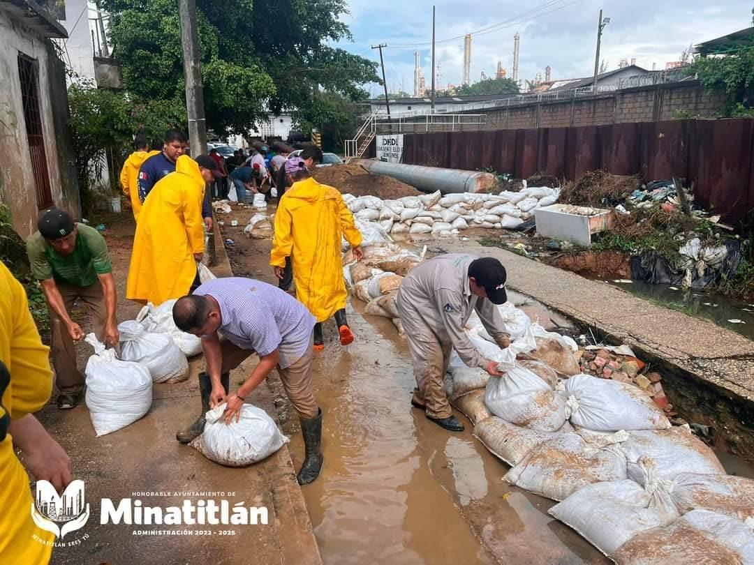 Activan medidas preventivas en Minatitlán ante la posible creciente del Río Coatzacoalcos