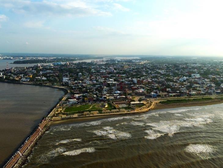 Golpe del río Coatzacoalcos vuelve a amenazar en Minatitlán; ¿cuándo podrían inundarse?