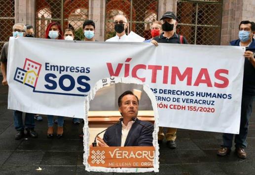 Se va Cuitláhuac sin liquidar adeudos heredados por Javier Duarte