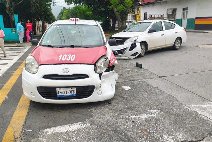 Aparatoso percance en Orizaba deja a una menor de edad lesionada