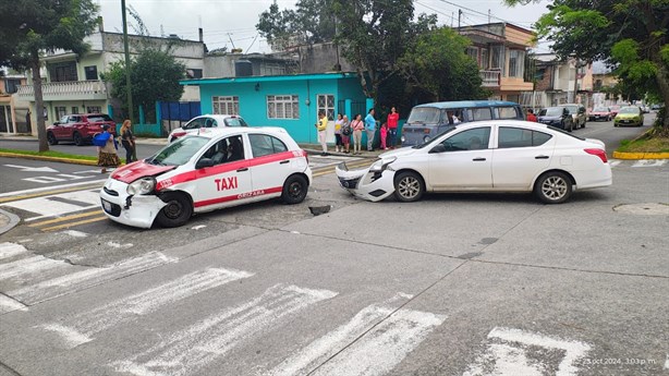 Aparatoso percance en Orizaba deja a una menor de edad lesionada