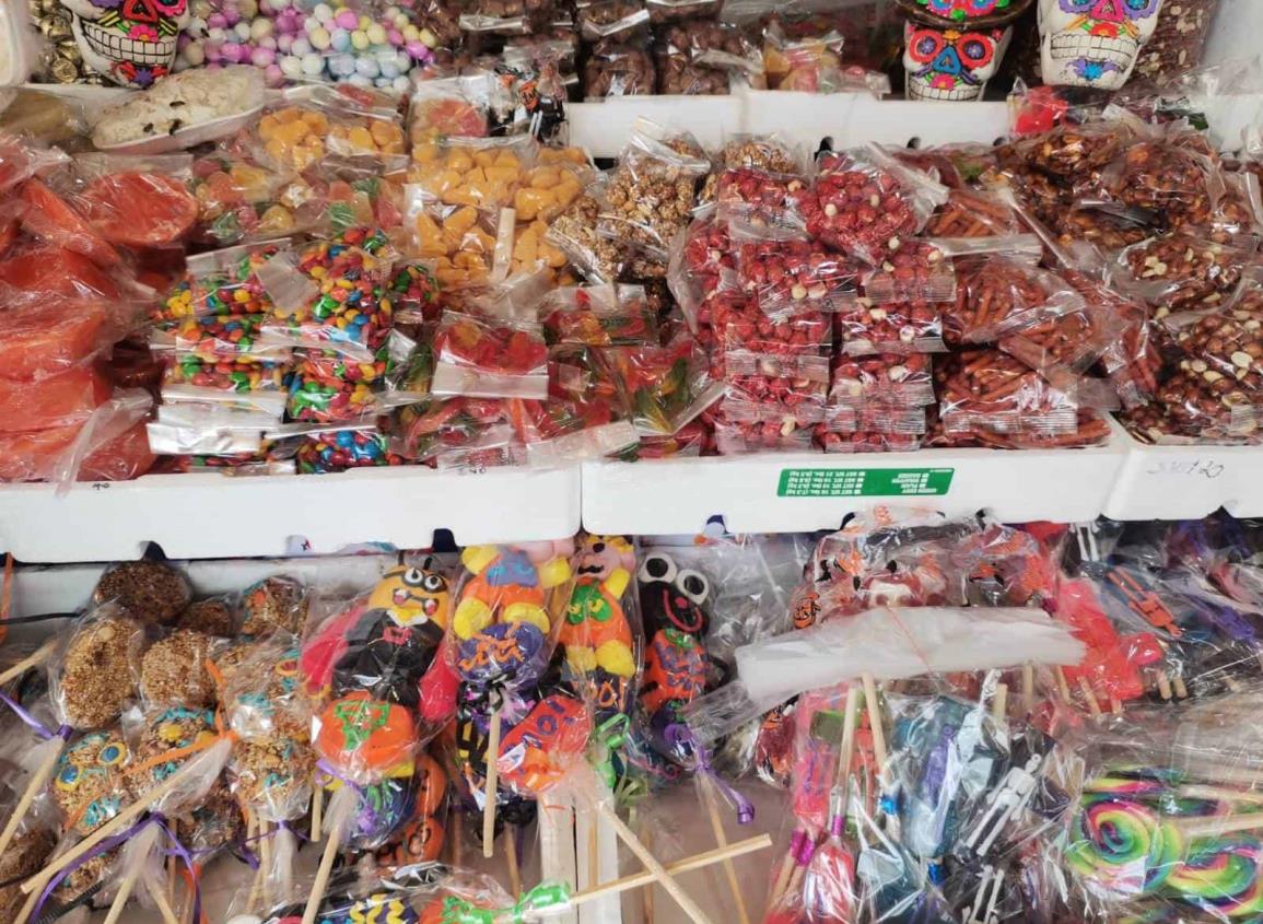 Llegan productos de Día de Muertos a comerciantes en Nanchital