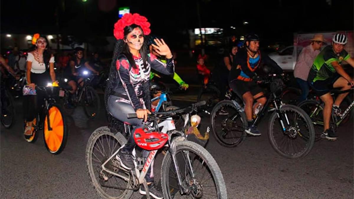 Anuncian paseo masivo en bicicleta por Día de Muertos en Veracruz; así puedes participar