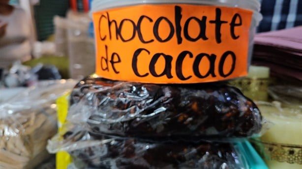 Caro y escaso; cacao en Poza Rica sube de precio previo al Día de Muertos