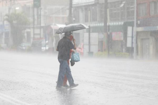 Recomienda IMSS Veracruz Norte a población a mantenerse atentos a los avisos meteorológicos