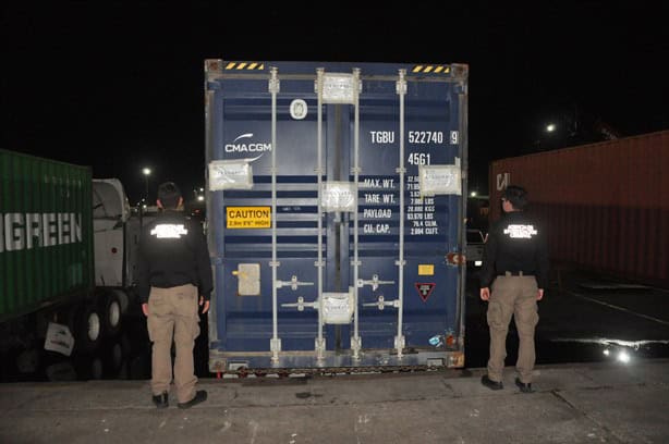 Marina decomisa casi 1 tonelada de marihuana en el puerto de Veracruz