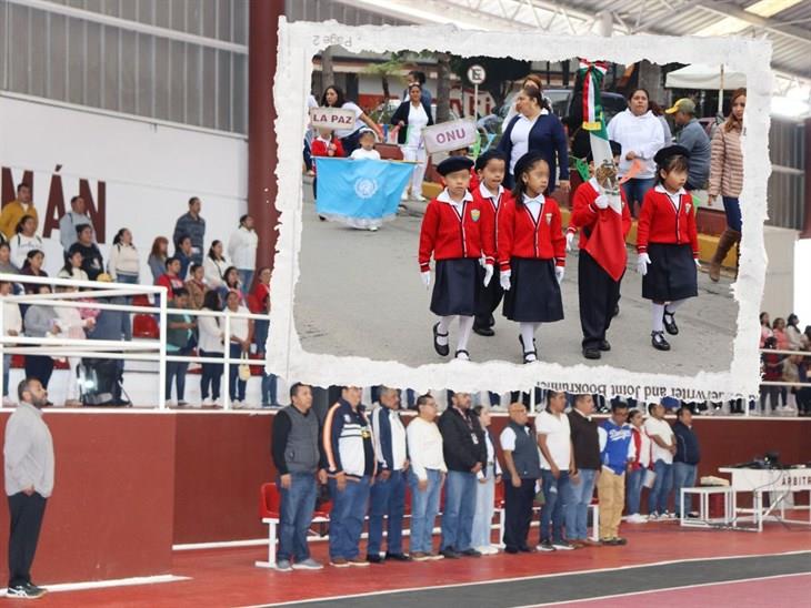 Niños de Mendoza conmemoran el Día de la ONU con Desfile de Banderas