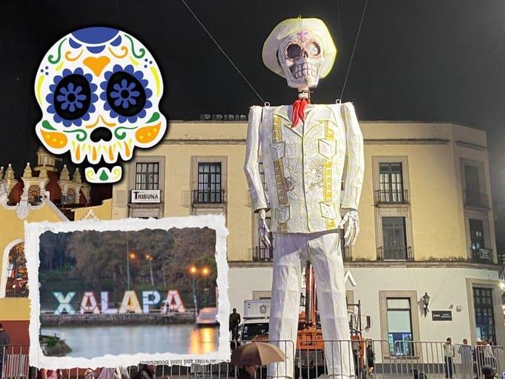 Catrinas jarochas monumentales llegan a Xalapa por el Día de Muertos