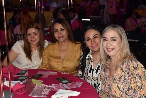 AMEXME Veracruz y Grupo Reto realizan el Fashion Show ´Mujeres A Tiempo´