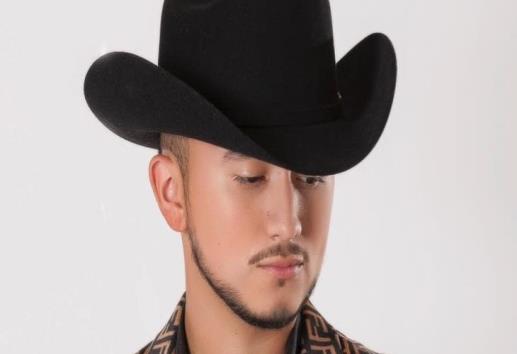Brian Muñoz rinde homenaje a Joan Sebastian con 'Hasta que amanezca'