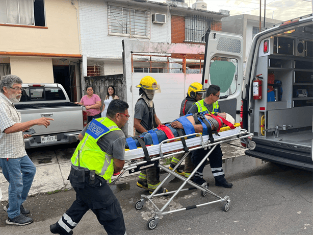 Accidente en Boca del Río: hombre sufre descarga eléctrica mientras reparaba tubería | VIDEO