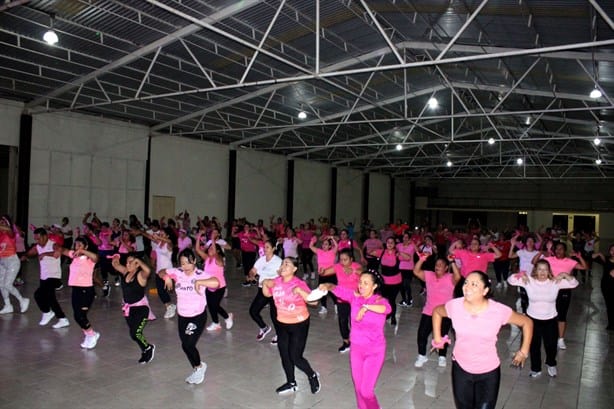 Misantla se une en Jornada de Zumba para apoyar a mujeres con cáncer