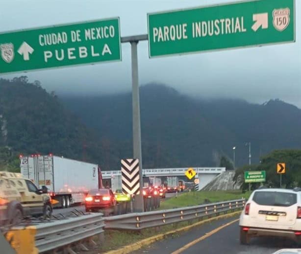 Cierre total en la autopista 150D Orizaba-Puebla por derrumbe en cumbres de Maltrata (+VIDEO)