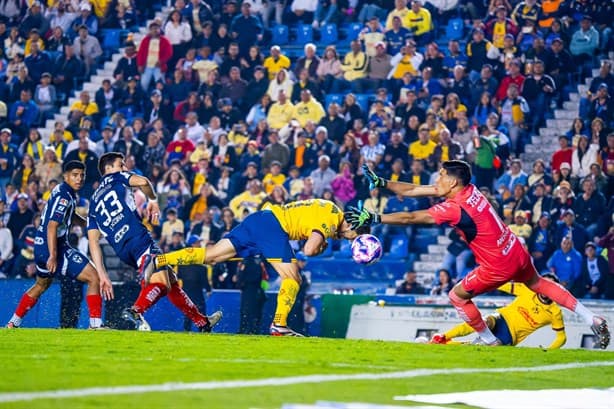 Logra América importante triunfo ante Monterrey