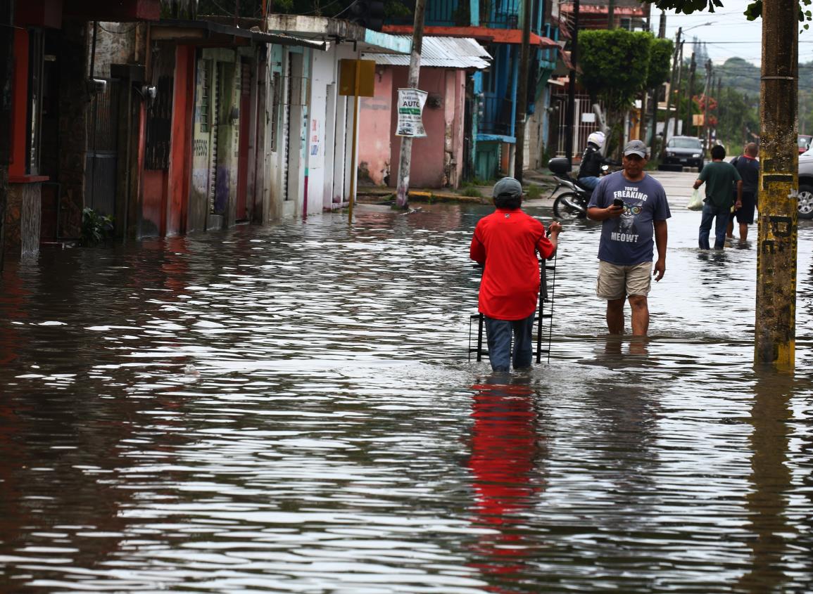 Por desbordamiento de ríos, no hay clases este lunes en 15 municipios de Veracruz ¿cuáles son?