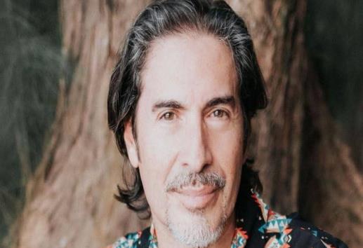 Jesús Hidalgo reconquista México con música consciente