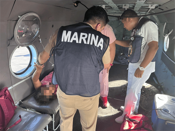 Plan Marina en Veracruz: implementa puente aéreo por desbordamiento del río Coatzacoalcos