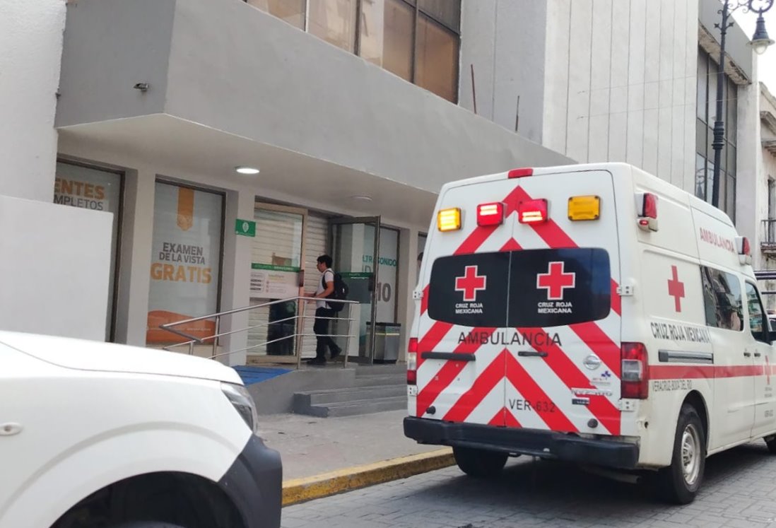 Muere mujer de 60 años al interior de un laboratorio en el centro de Veracruz