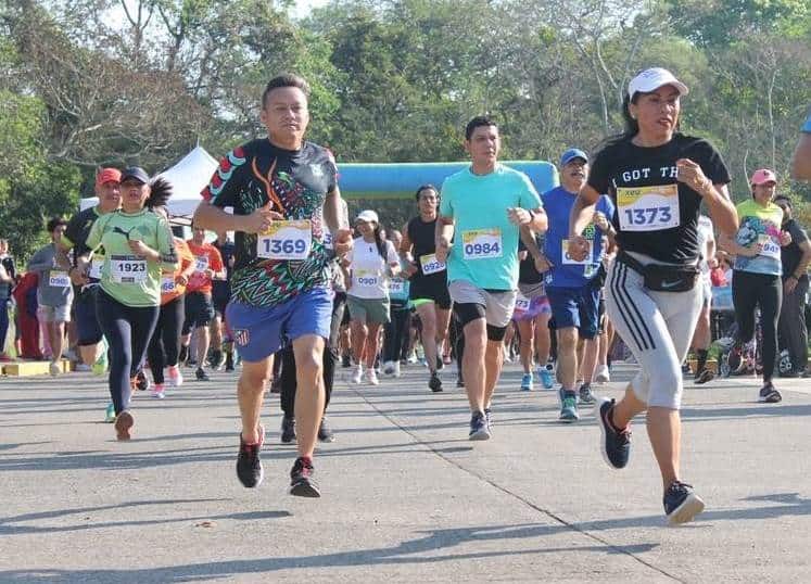 Atletas a prepararse, alistan la Navidad Runn en Ángel R. Cabada