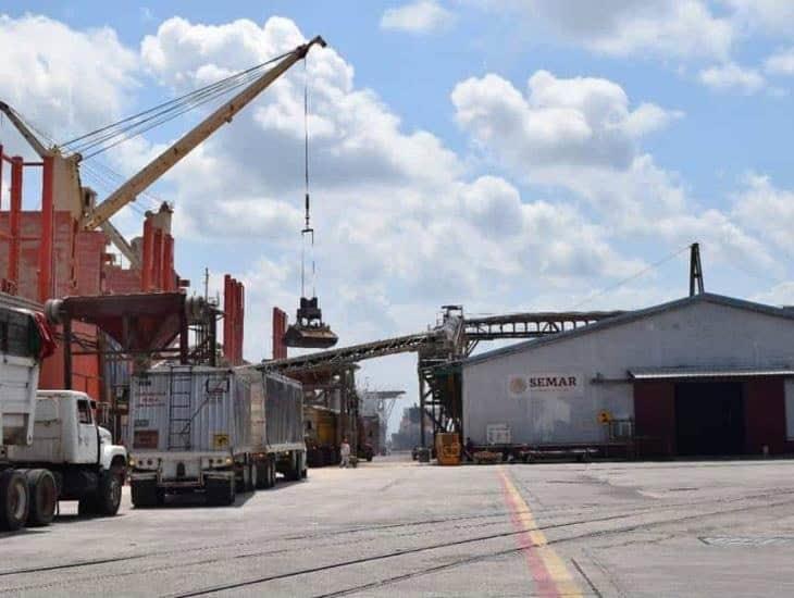 Puerto de Coatzacoalcos: anuncian inversión millonaria para continuar modernización