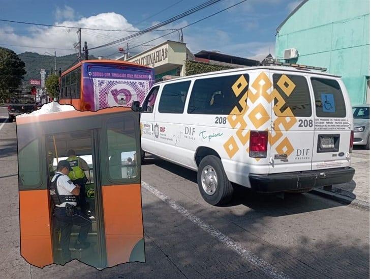 Joven sufre convulsiones en un autobús en Orizaba, ¿qué le pasó?