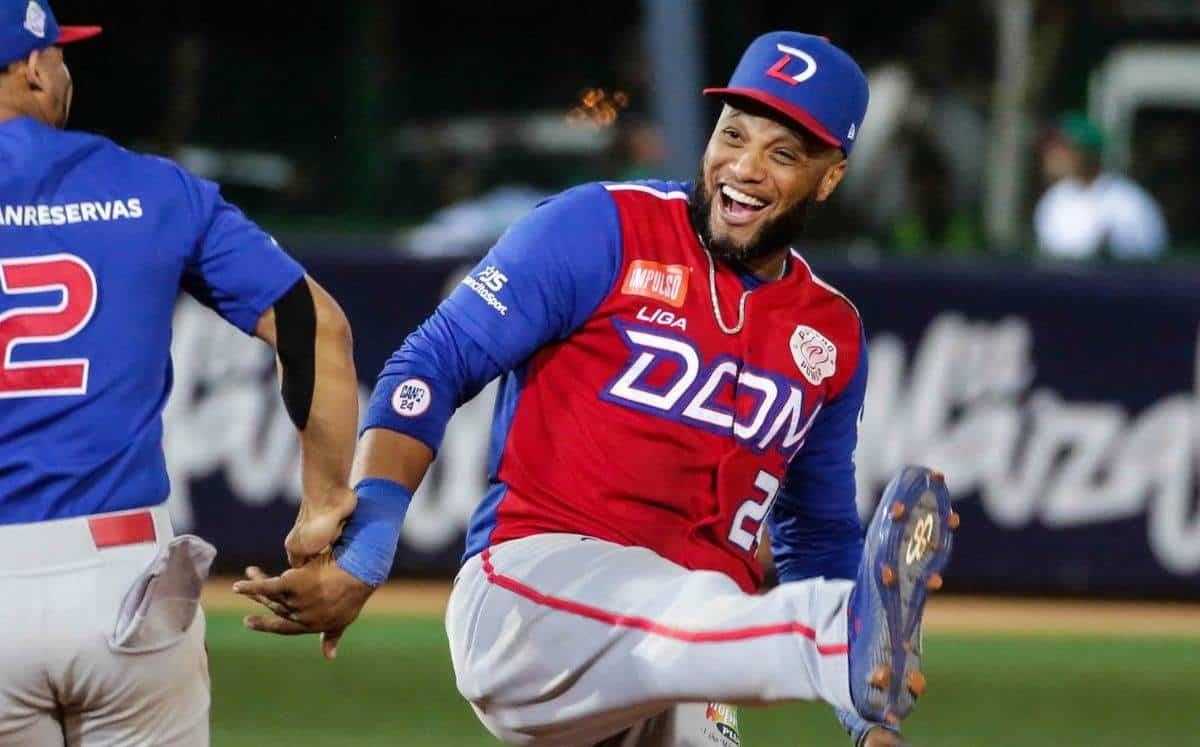 No decide Robinson Canó si volver a México