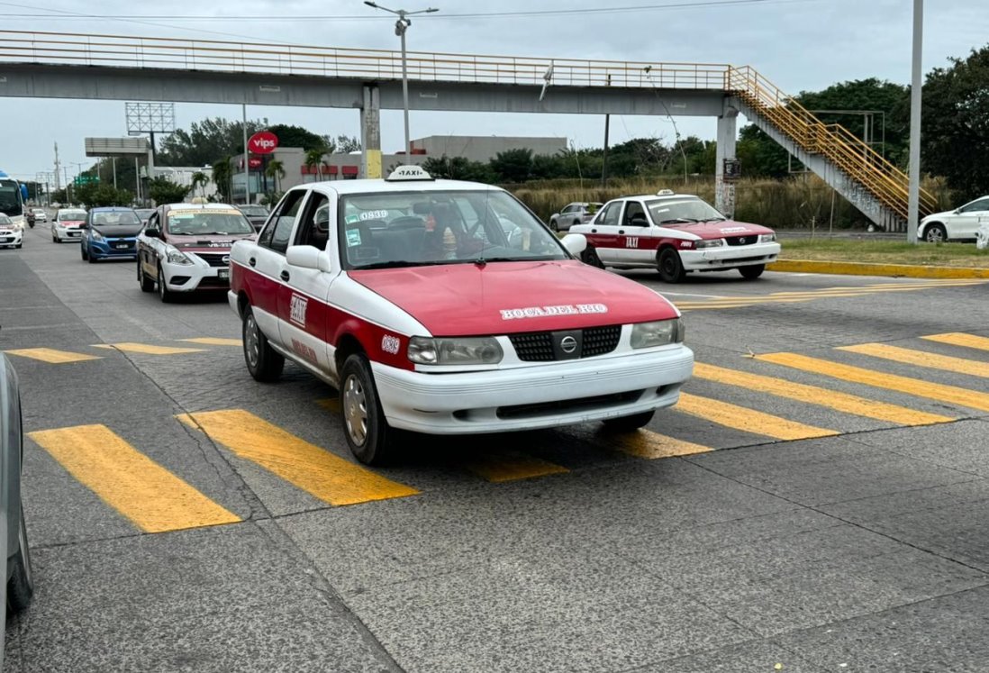 Taxistas de Veracruz esperan incremento del 40% de servicios durante Día de Muertos