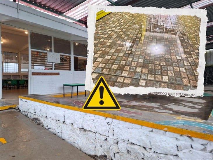 Se forma socavón en un jardín de niños de Xalapa y alerta a padres