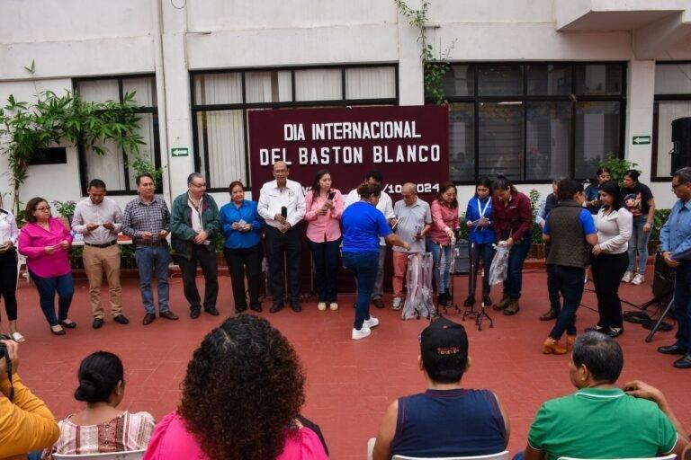 Conmemora Coatzacoalcos el ´Día Mundial del Bastón Blanco´