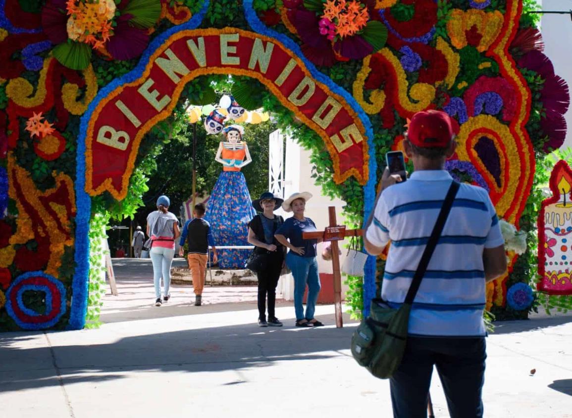 Listos los panteones de Coatzacoalcos para la Celebración del Día de Muertos