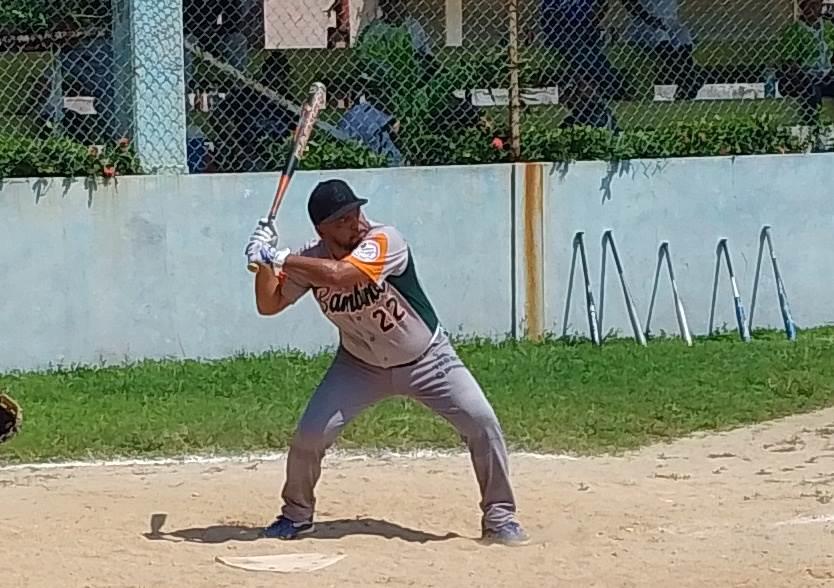 Cartelera atractiva en el softbol Intercolonias