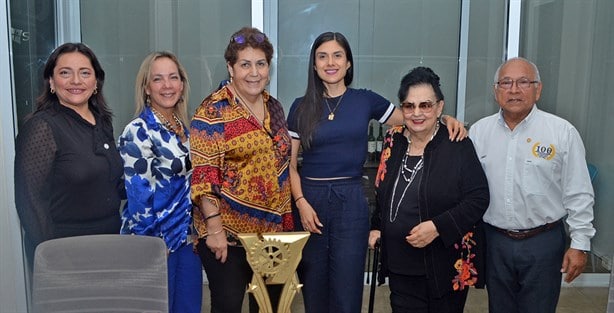 Club Rotario Veracruz Libertad entrega Trofeo de la Amistad