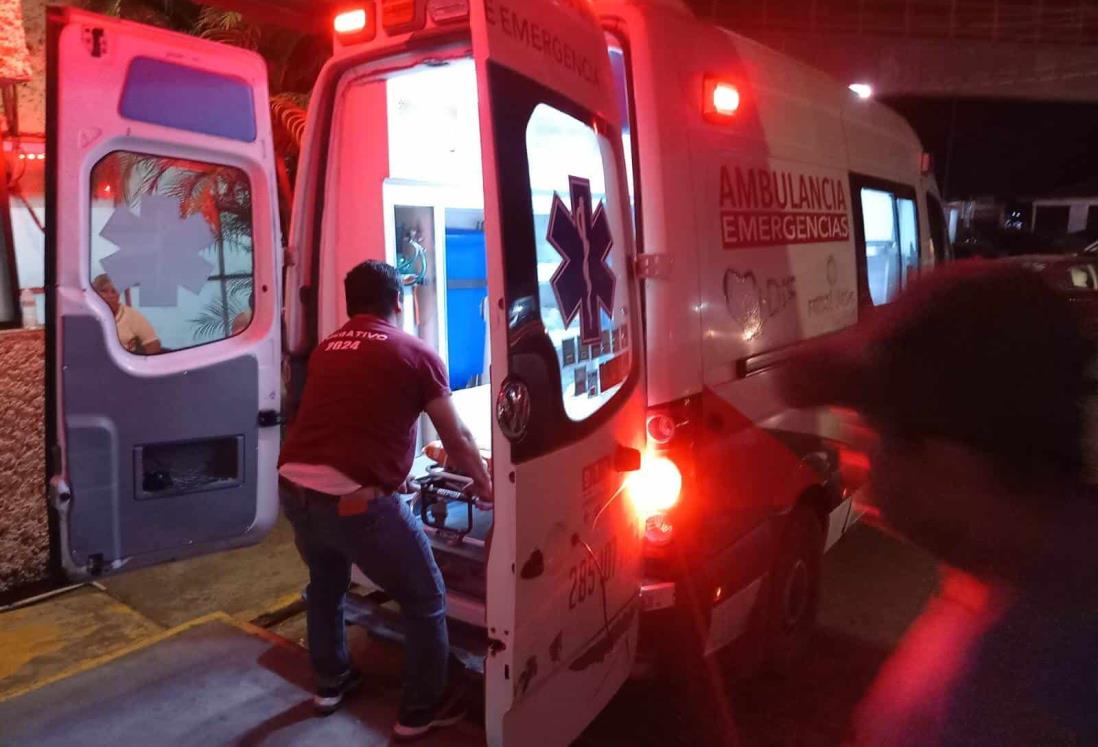 Motociclista choca contra una vaca en Paso de Ovejas y termina en el hospital