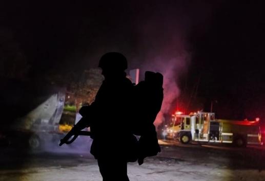 Cobradores de piso marcan su territorio en sur de Veracruz: atacan vehículo con molotov
