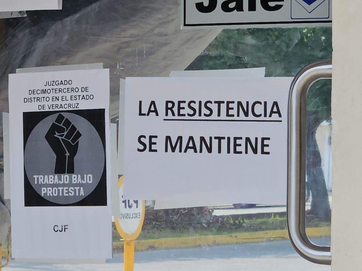 Bajo protesta, retoman labores trabajadores del Poder Judicial en Poza Rica