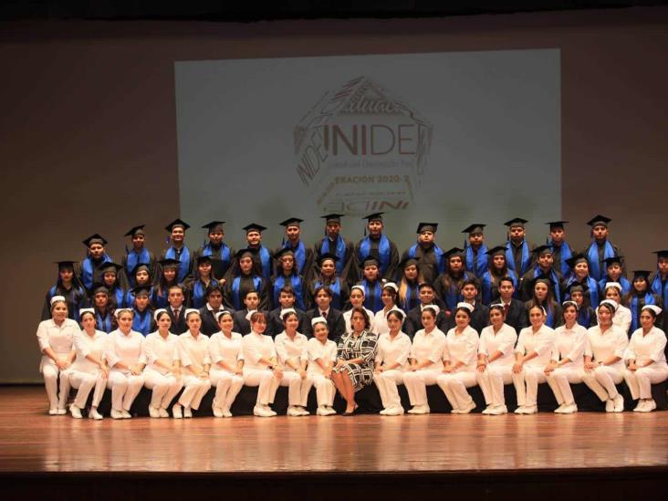 Efectúan ceremonia de graduación de la UNIDEP Plantel Veracruz