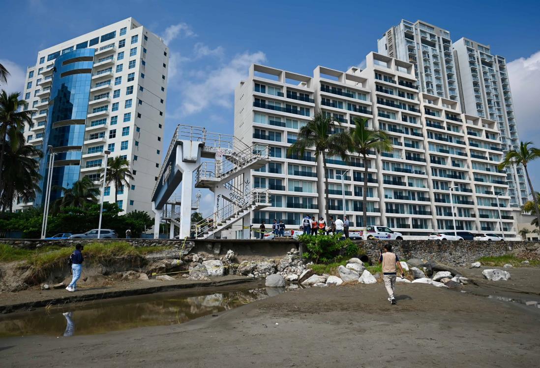 Se registra deslave de una pared cerca de playa Tumbao en Boca del Río