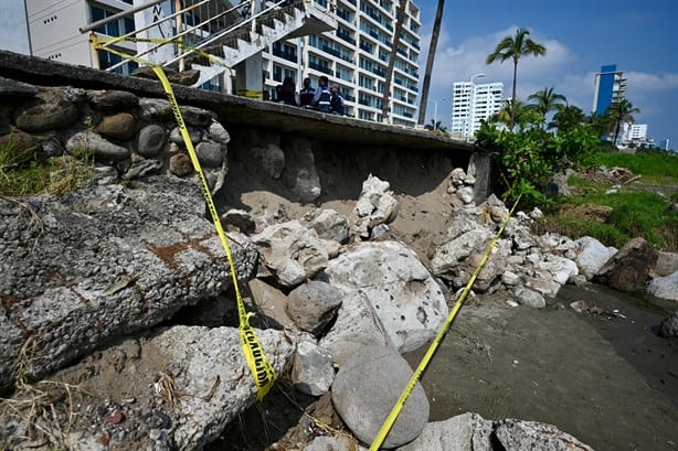 Se registra deslave de una pared cerca de playa Tumbao en Boca del Río